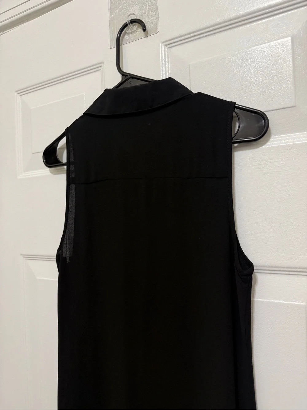 Polyester sleeveless maxi dress, Michael Kors, with gold chain lace- in new cond